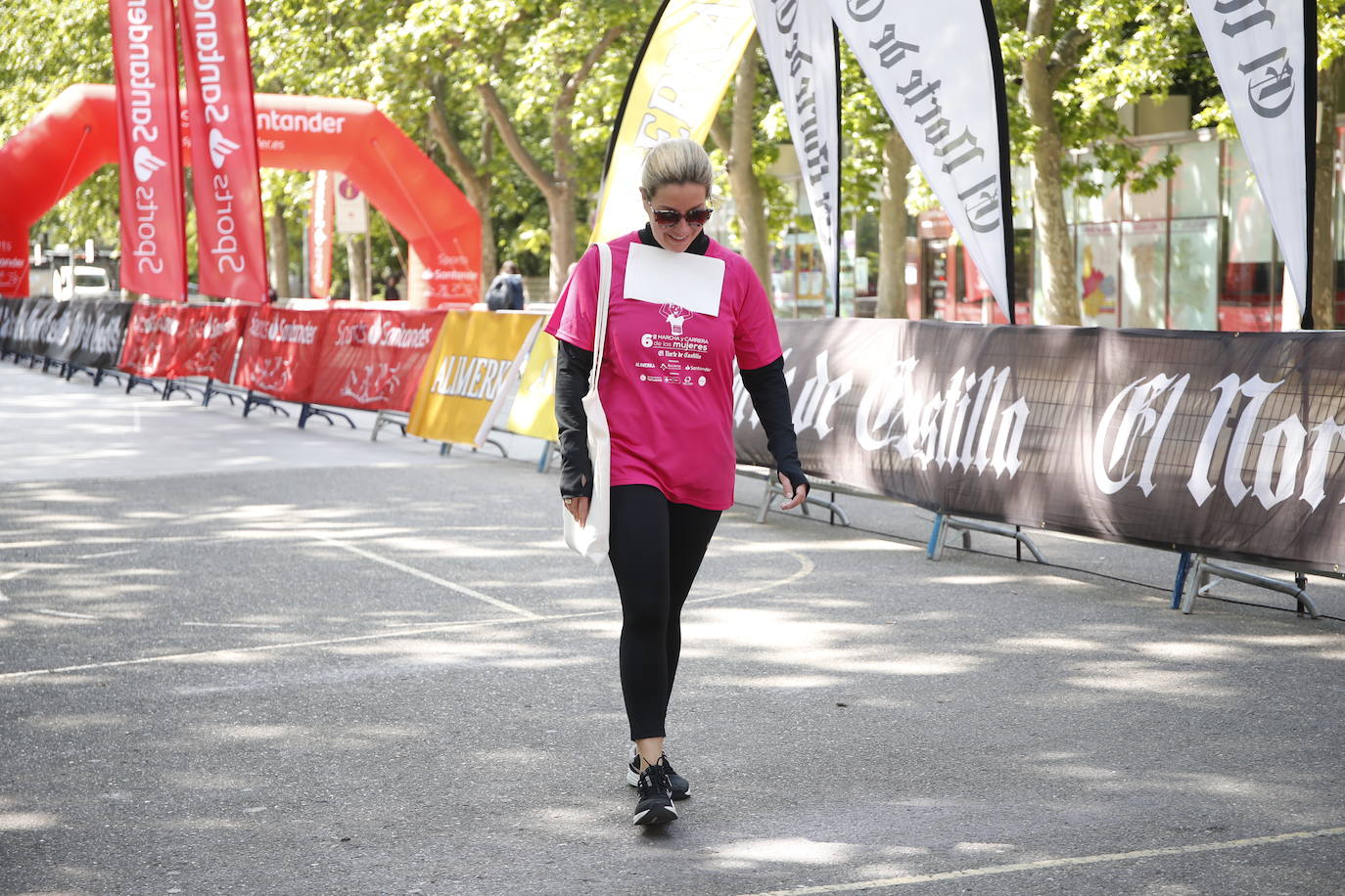 Búscate en las fotos de la VI Marcha y Carrera de las Mujeres (8/13)