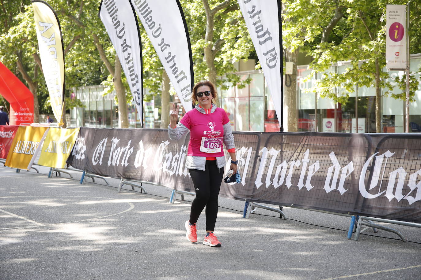 Búscate en las fotos de la VI Marcha y Carrera de las Mujeres (8/13)