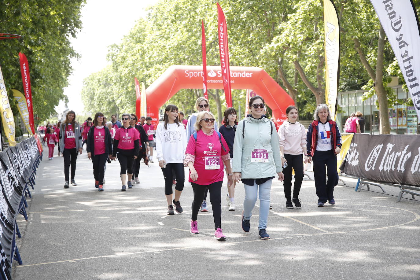 Búscate en las fotos de la VI Marcha y Carrera de las Mujeres (12/13)