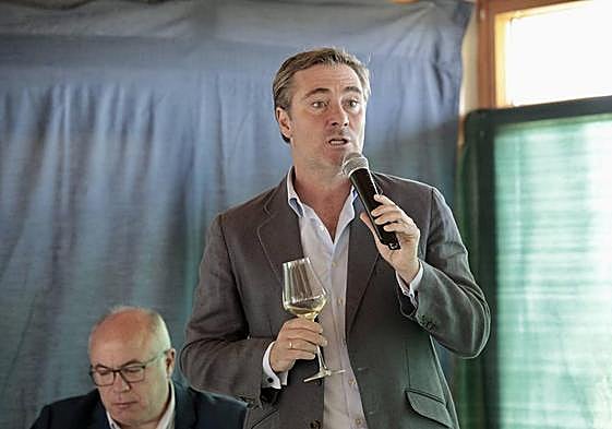 El director técnico de la Bodega Marqués de Riscal, Luis Hurtado de Amézaga, durante la ponencia.
