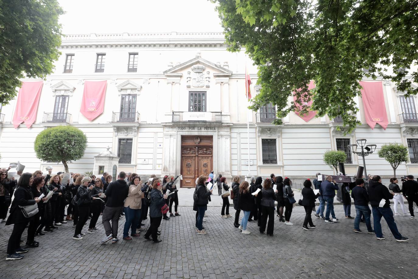 Los funcionarios de justicia salen a la calle después de un mes de huelga