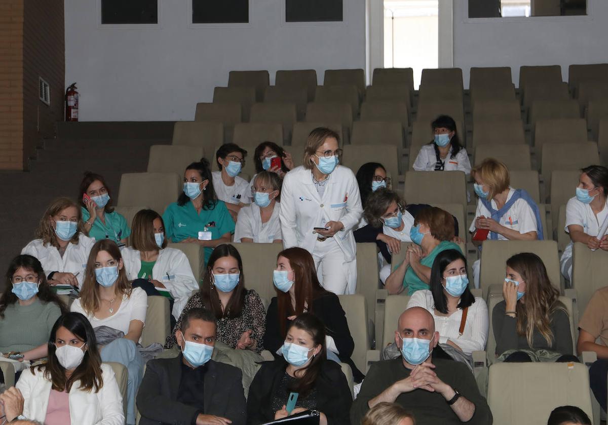 Acto de bienvenida de los nuevos residentes, este martes en el Hospital Río Carrión.