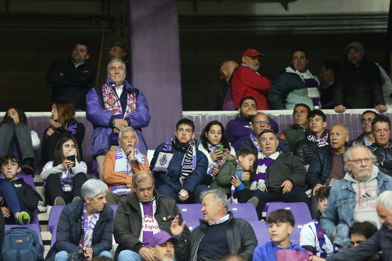 Búscate en la grada del José Zorrilla (2/4)