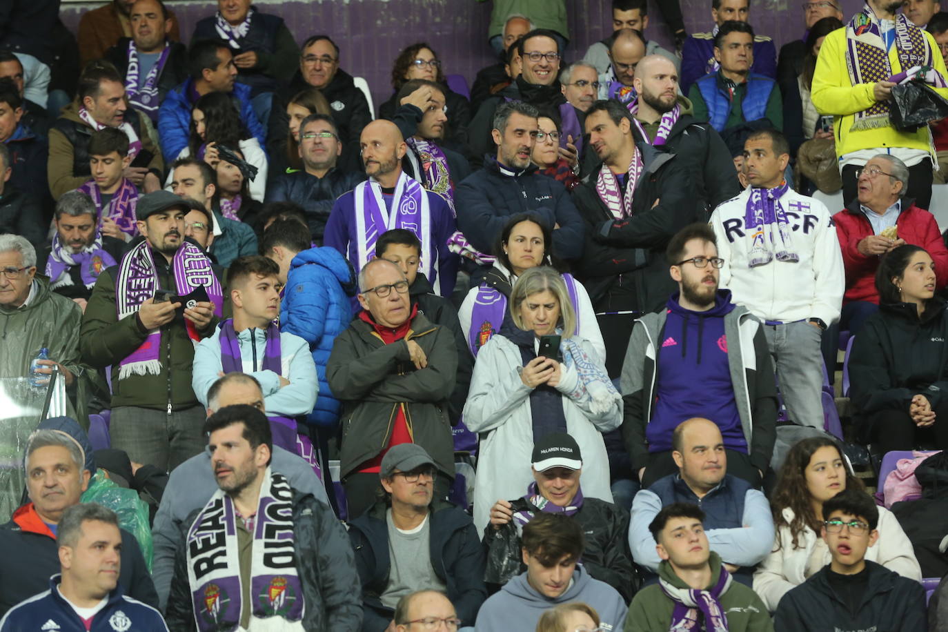 Búscate en la grada del José Zorrilla (3/4)