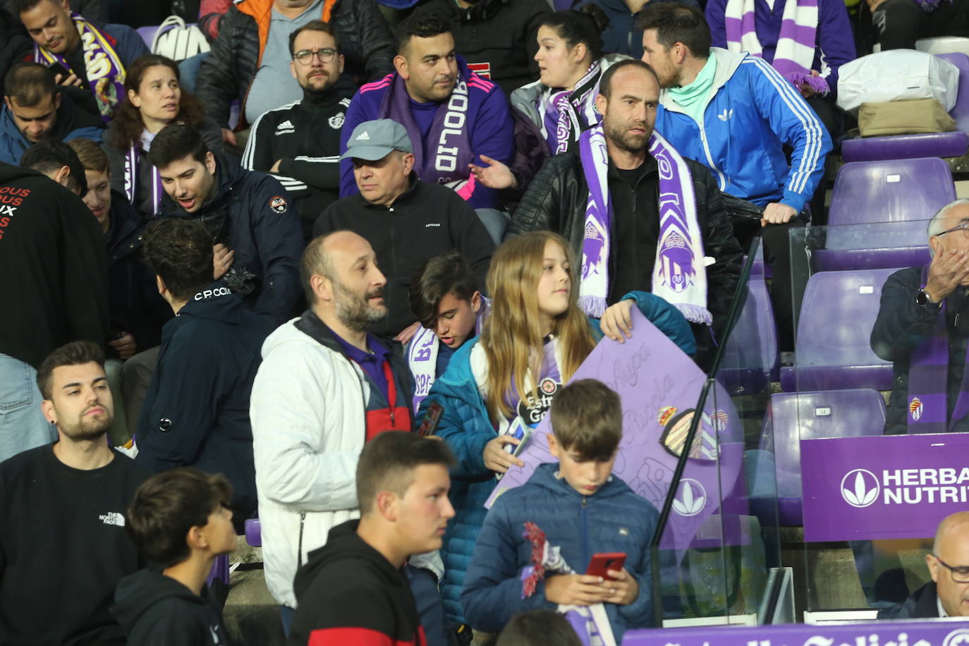 Búscate en la grada del José Zorrilla (3/4)