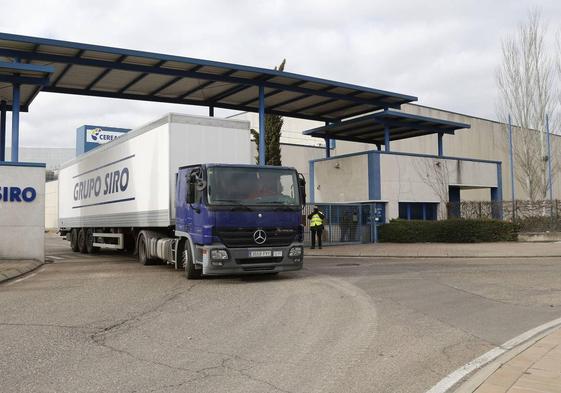 Barcones asegura que el Gobierno trabaja para lograr un inversor para Siro