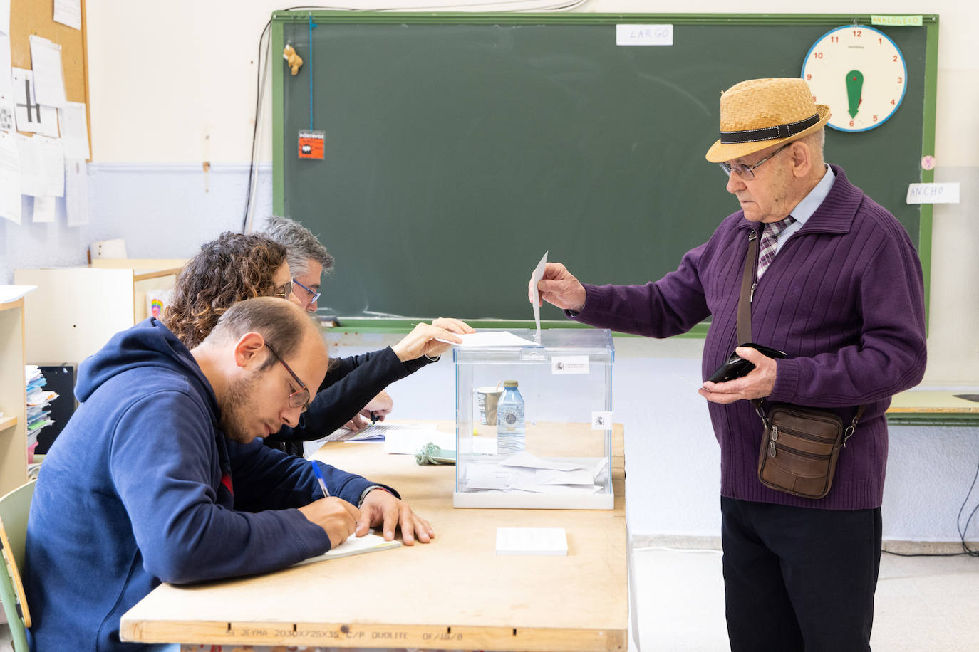 Ambiente de la jornada electoral en Valladolid