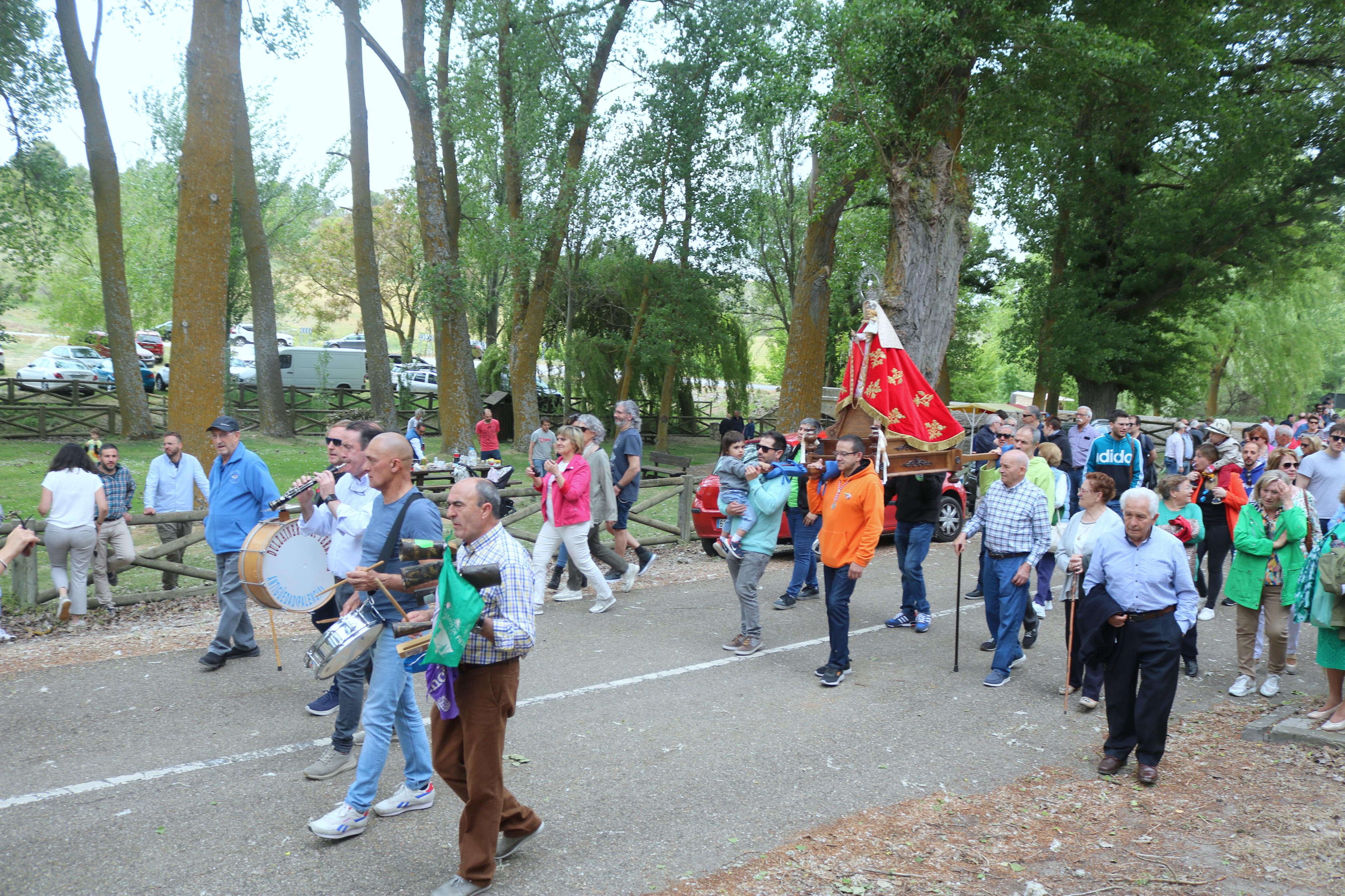 Antigüedad danza en honor a la Virgen de Garón