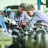 Los títulos de FP con más empleo un año después de acabar los estudios