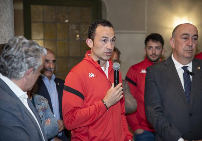 Carlos Villagrán, durante la recepción del BM Nava en la Diputación de Segovia.