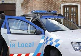 Un vehículo de la Policía Local, en una imagen de archivo.
