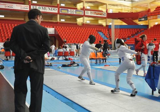 Campeonato de Esgrima disputado en el pabellón de las Delicias.