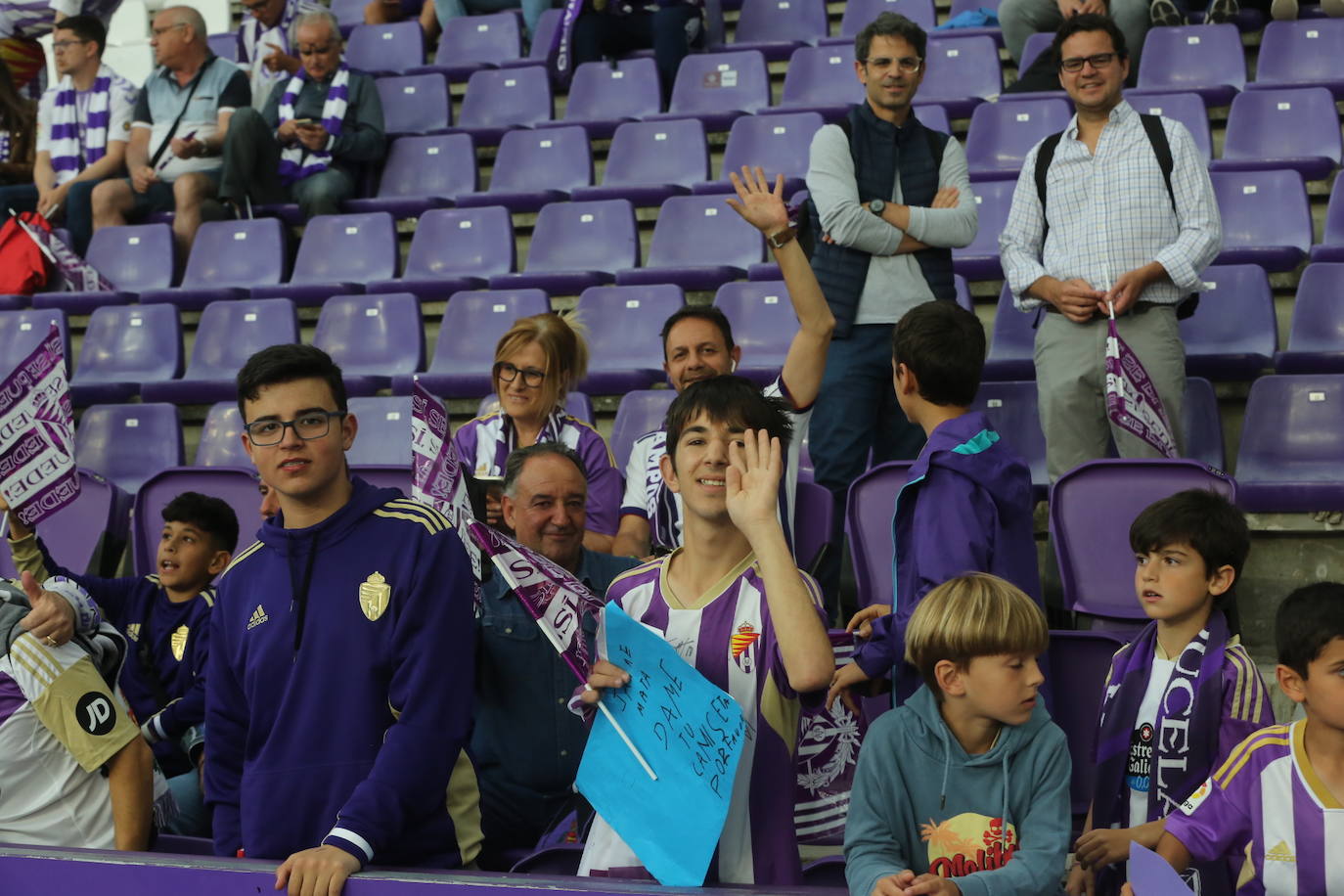 Búscate en la grada del José Zorrilla (1/4)