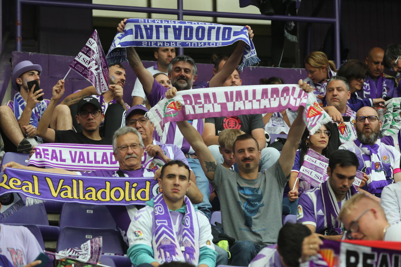 Búscate en la grada del José Zorrilla (4/4)