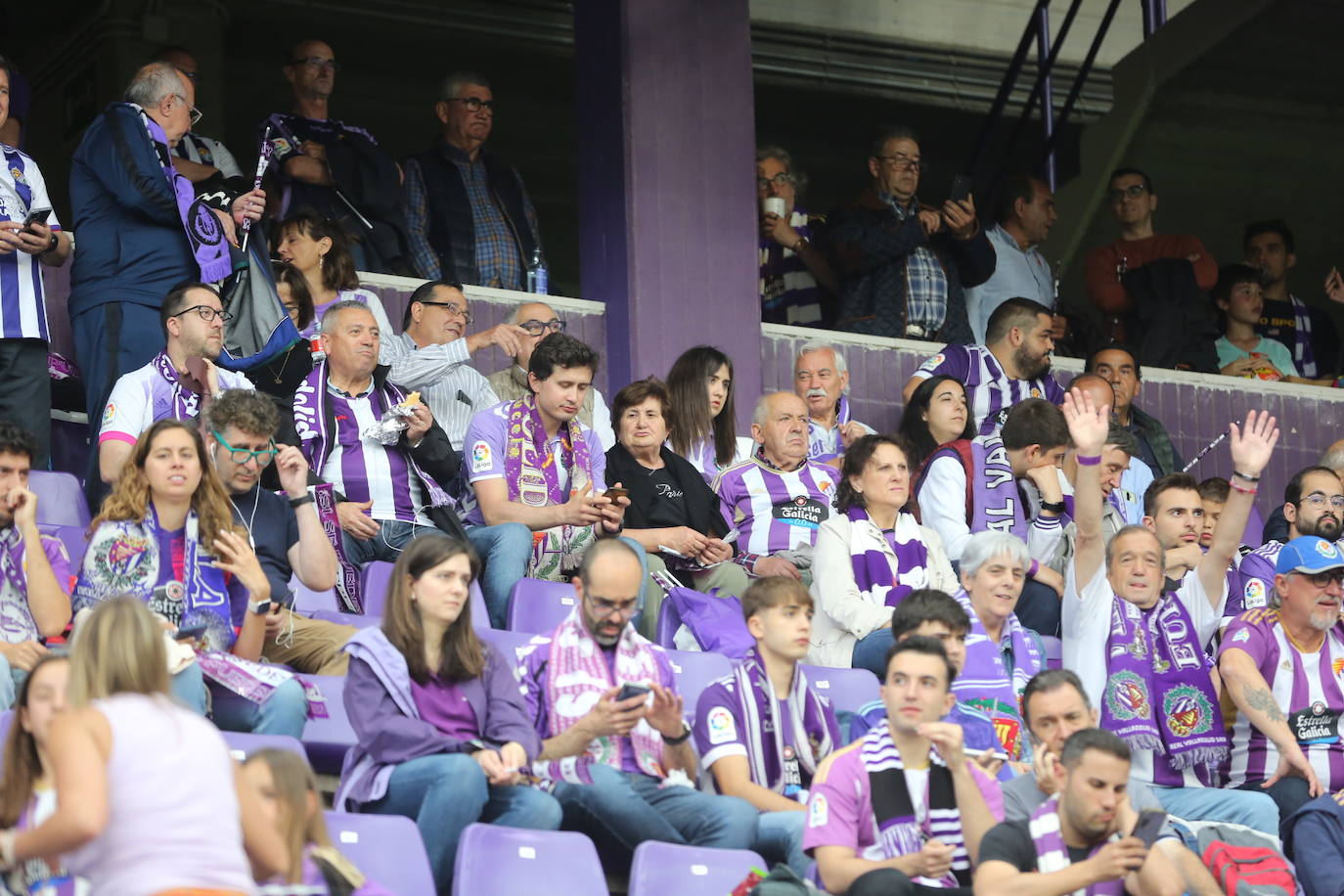 Búscate en la grada del José Zorrilla (2/4)