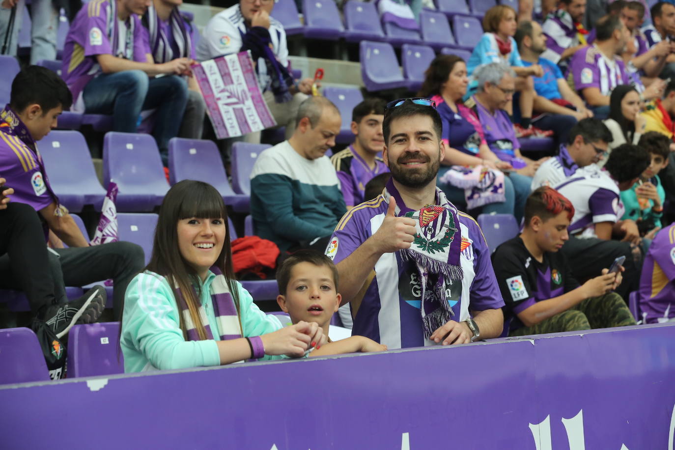 Búscate en la grada del José Zorrilla (3/4)