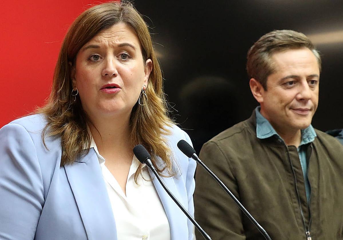 Clara Martín y José Bayón, la noche electoral.
