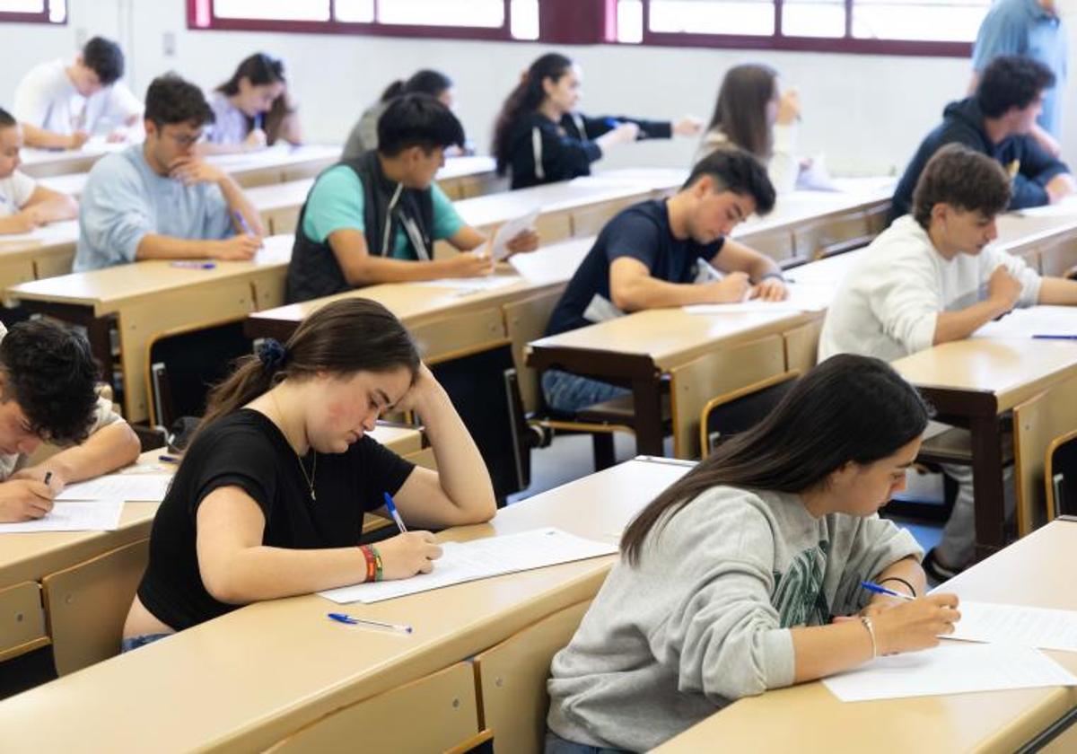 Pruebas en el aulario del Campus Esgueva en 2022.