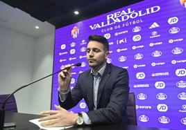El director deportivo del Real Valladolid, Fran Sánchez, durante su comparecencia ante la prensa de este jueves.