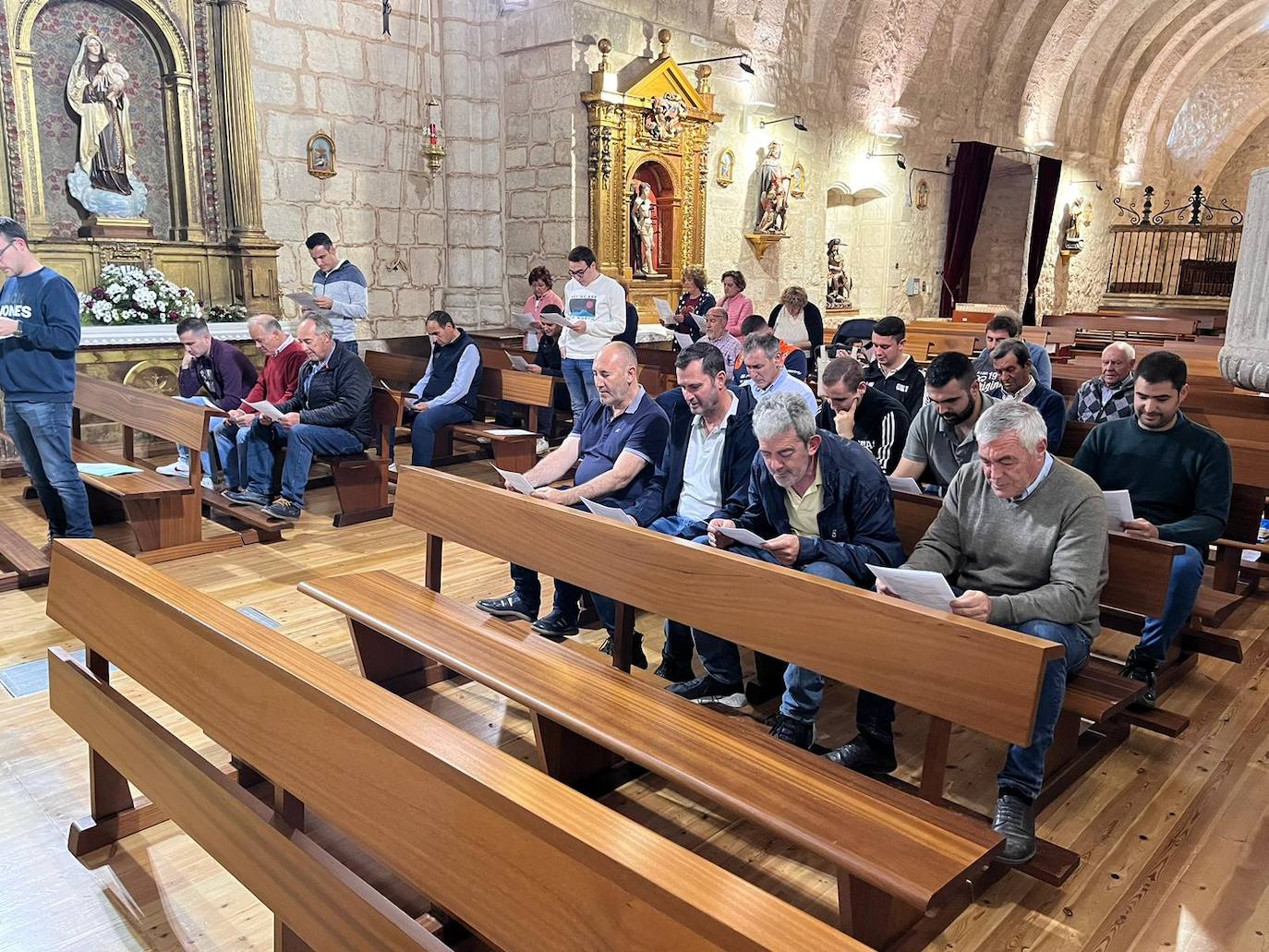 Corpus Christi con sombrero en Peñaflor