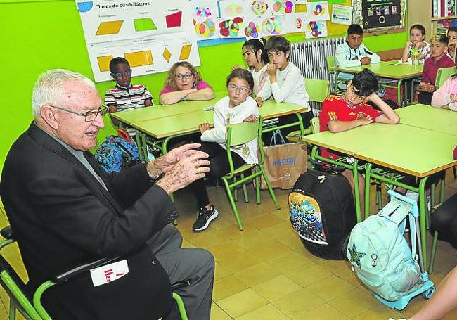 Nicolás Castellanos, en el colegio Blas Sierra.