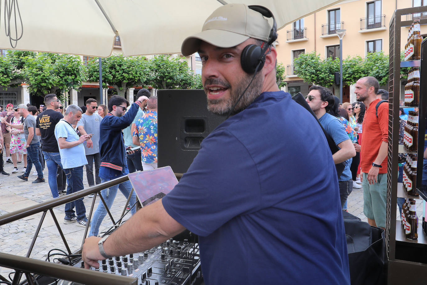 La animación del Sonora invade plazas y calles