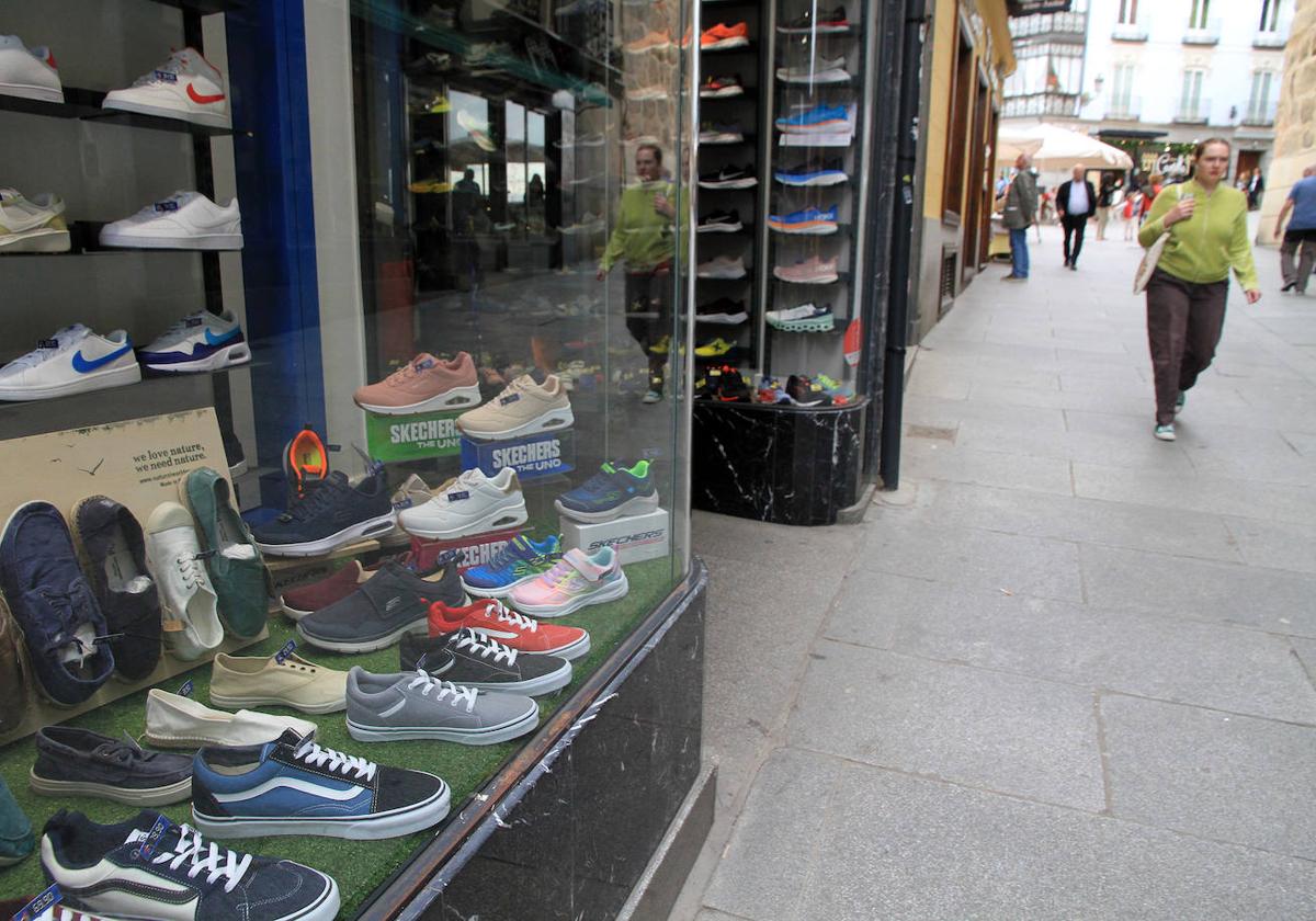 Establecimiento comercial de la calle Cervantes.