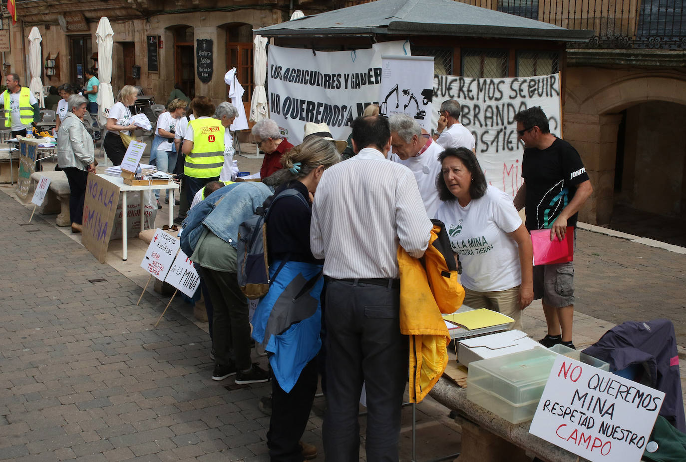 Protesta contra la mina