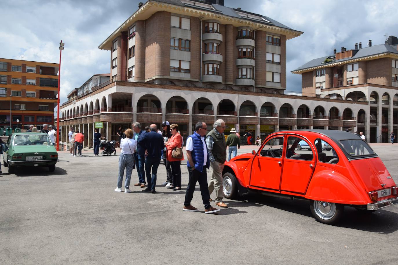 Guardo saborea los buenos alimentos de Palencia