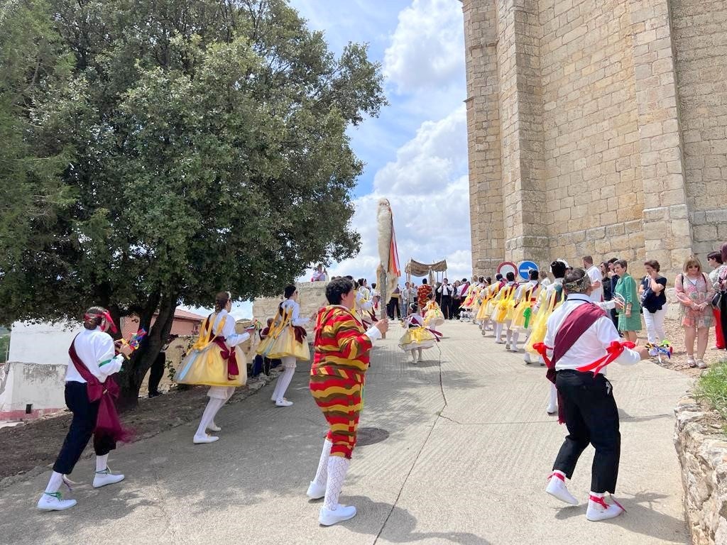 Cevico de la Torre revive la tradición del Corpus