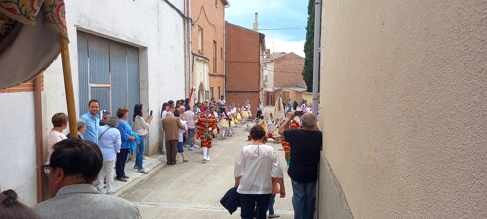Cevico de la Torre revive la tradición del Corpus