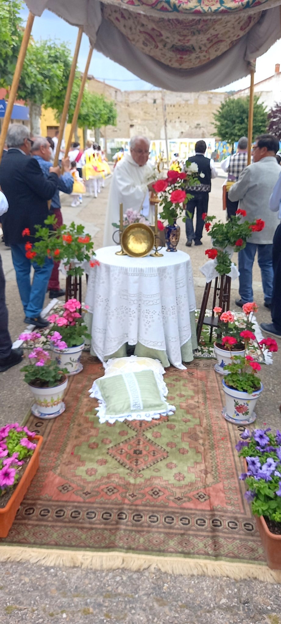 Cevico de la Torre revive la tradición del Corpus