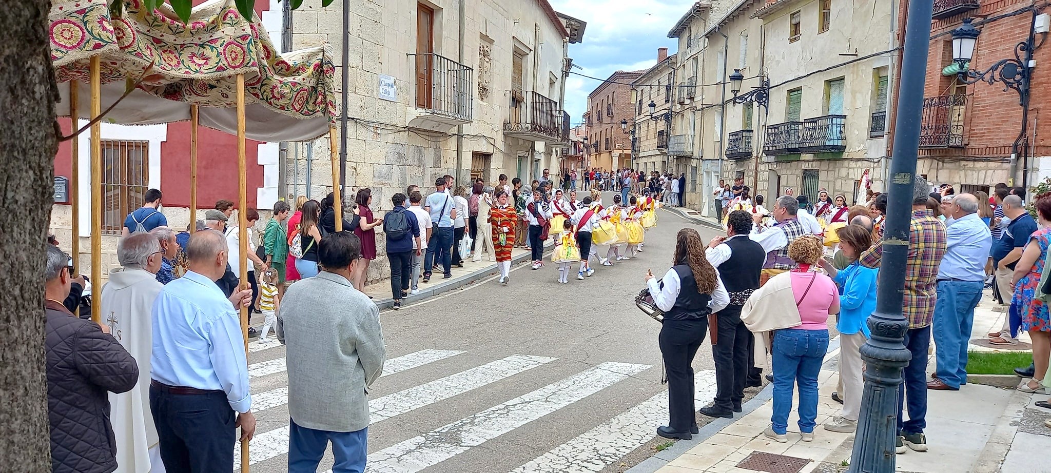 Cevico de la Torre revive la tradición del Corpus