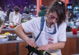 Ana durante una de las pruebas de 'Masterchef11'.