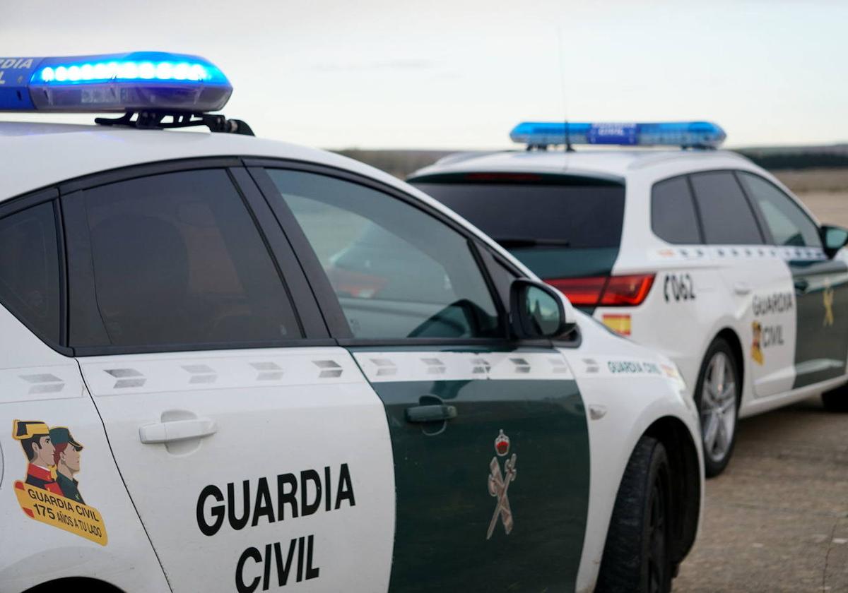 Circula ebrio y drogado, derriba a un motorista y huye en Valladolid