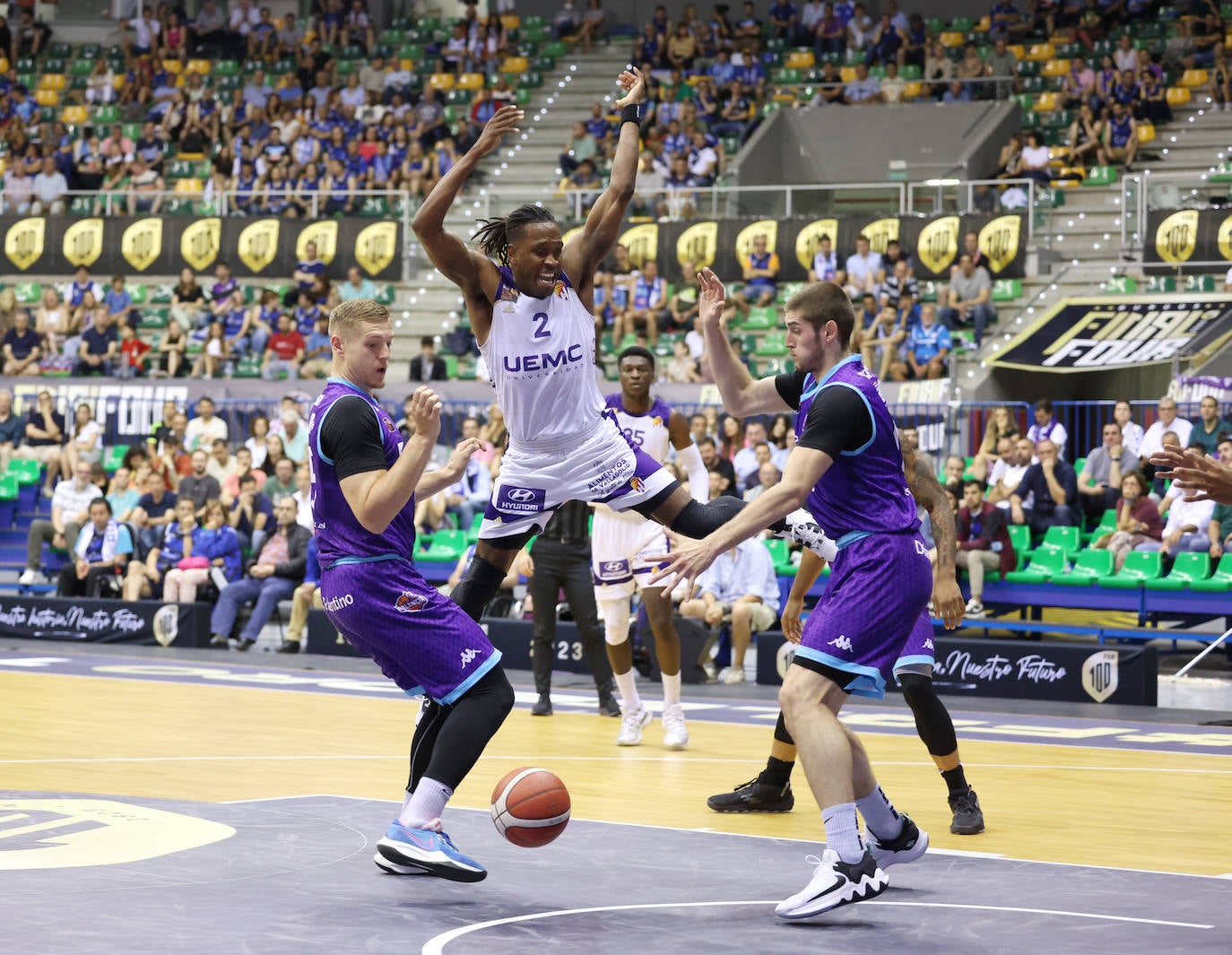 Zunder Palencia y UEMC Real Valladolid se han enfrentado en la Final Four de la LEB Oro