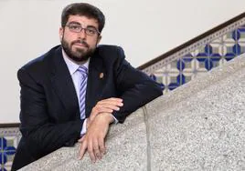 Sánchez Cabrera, alcalde de Ávila, ha tomado hoy posesión del cargo.