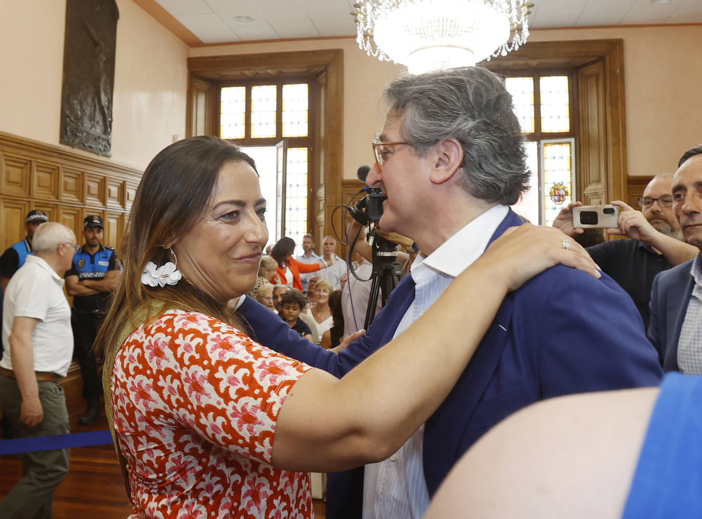 Saludos y felicitaciones en la nueva corporación de Palencia