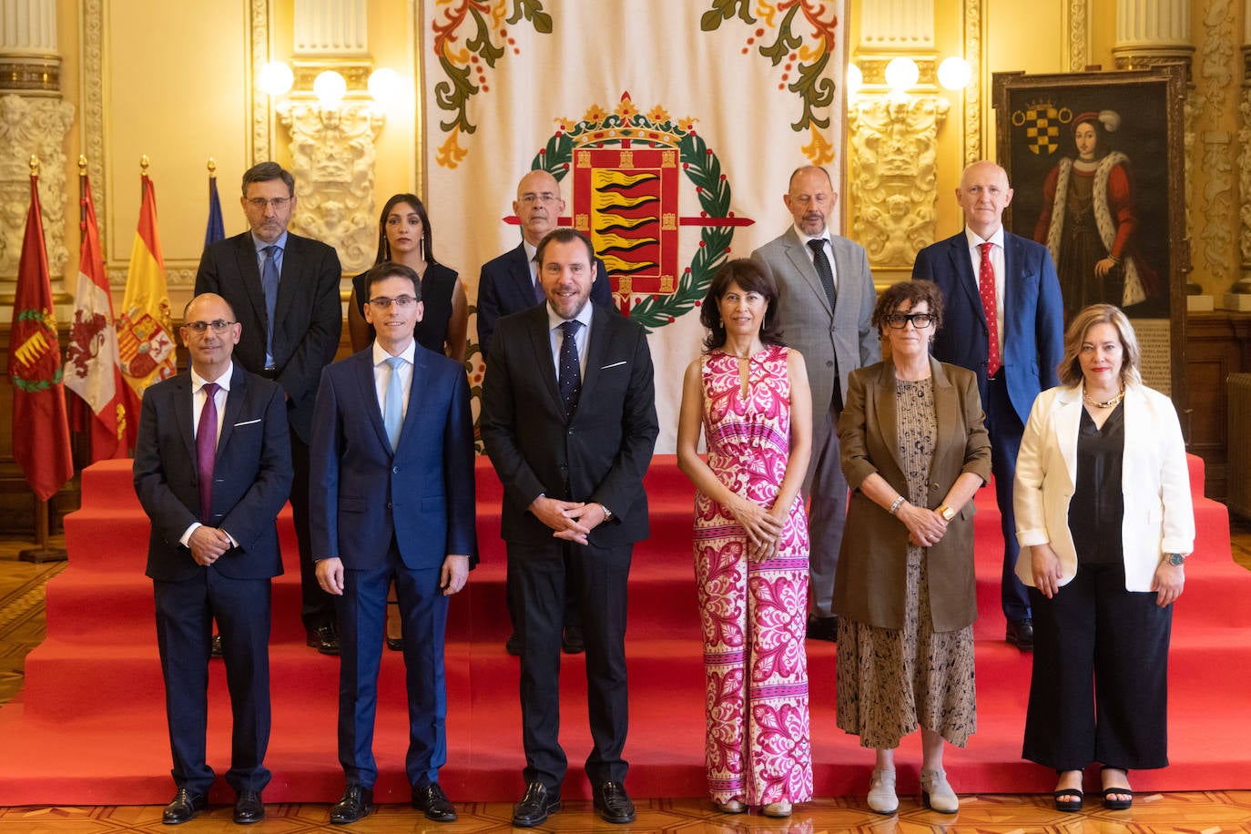 Los concejales del PSOE posan antes del pleno.