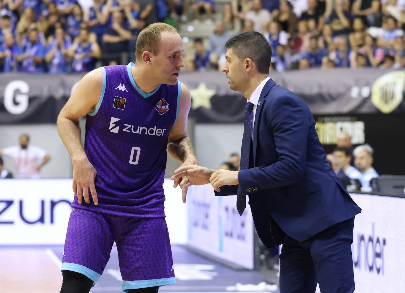 El Palencia Zunder se ha impuesto al Burgos (95 - 83) en la final