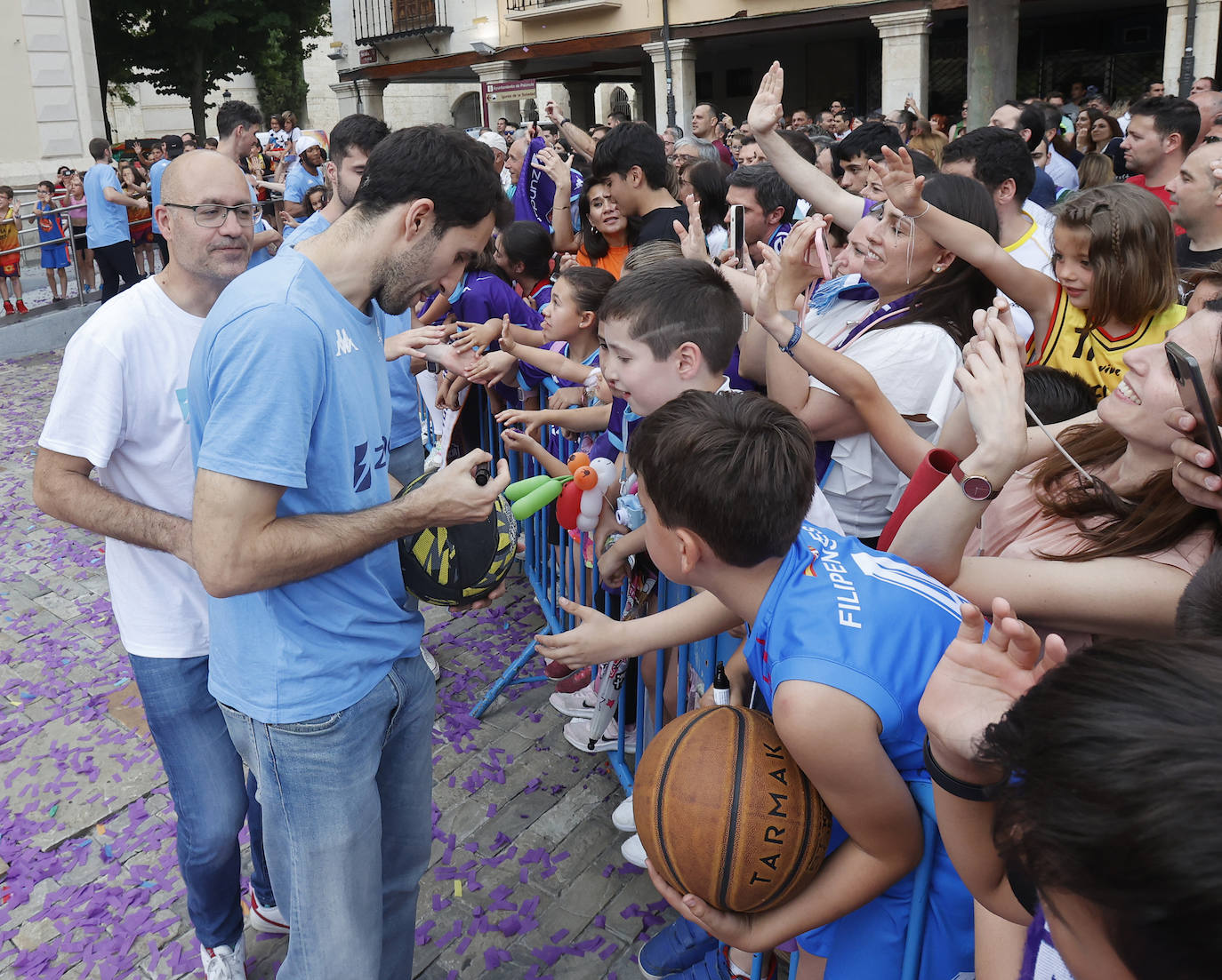 Palencia sigue de fiesta con el Zunder