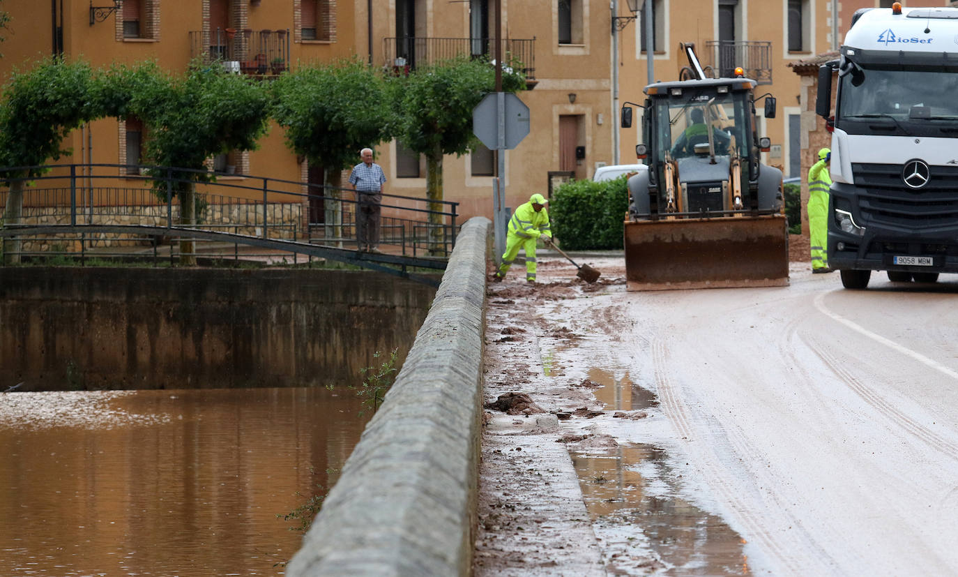 El rastro de la tormenta de granizo en Ayllón