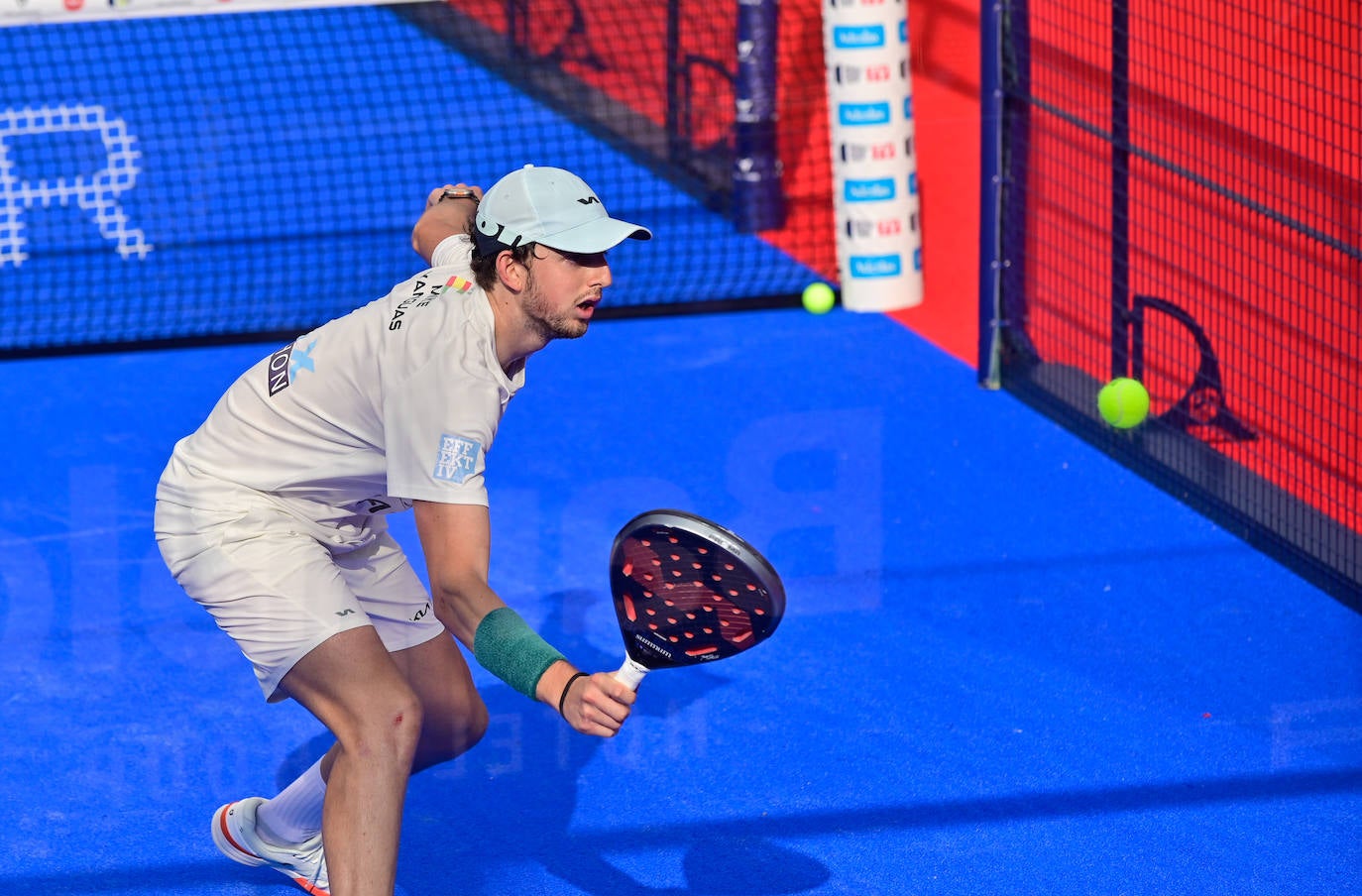 La primera jornada del World Padel Tour en la Plaza Mayor de Valladolid