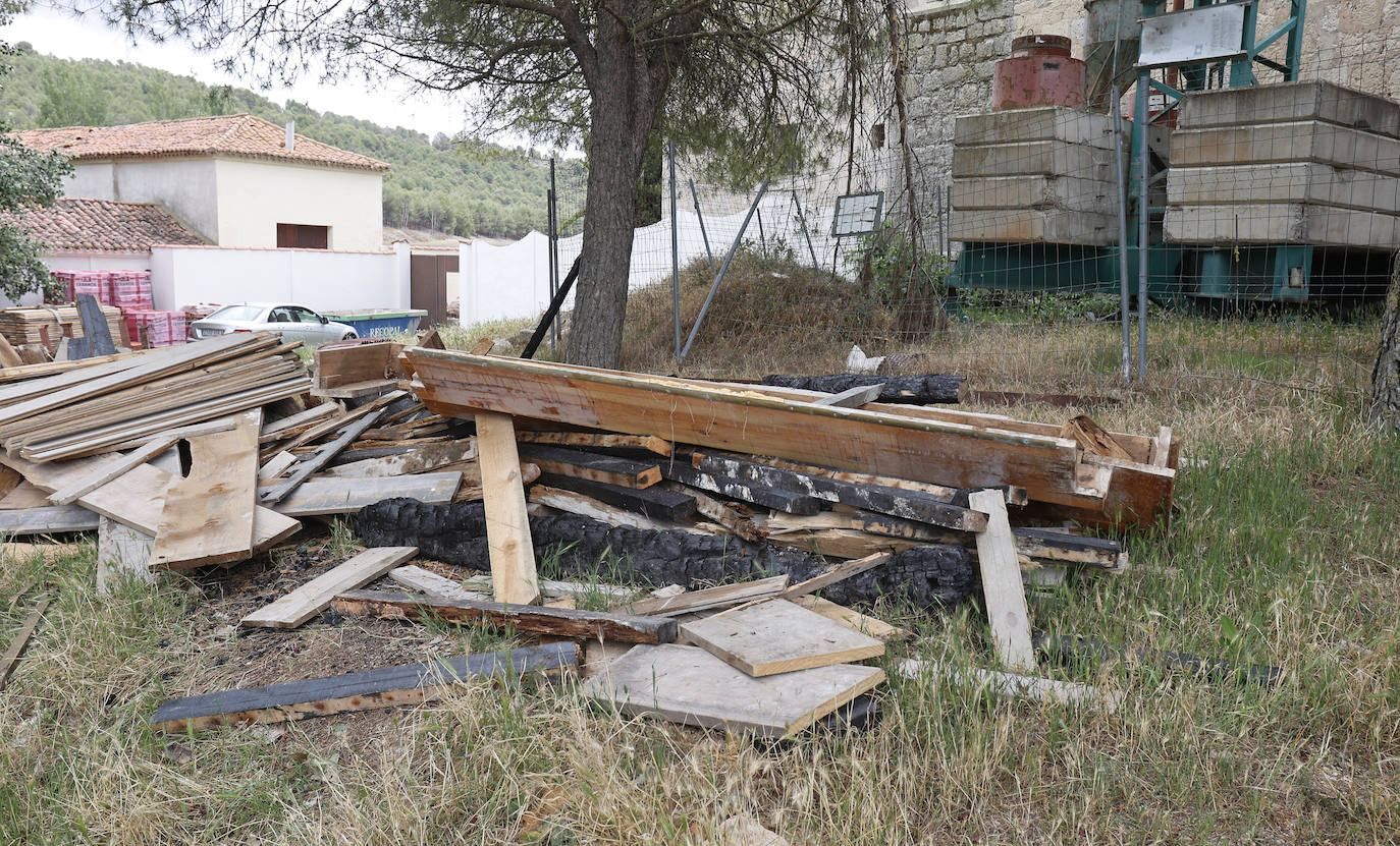 El exterior del Monasterio de Ampudia luce como antes del incendio