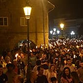 Aguilar vibra con la procesión de antorchas y la hoguera
