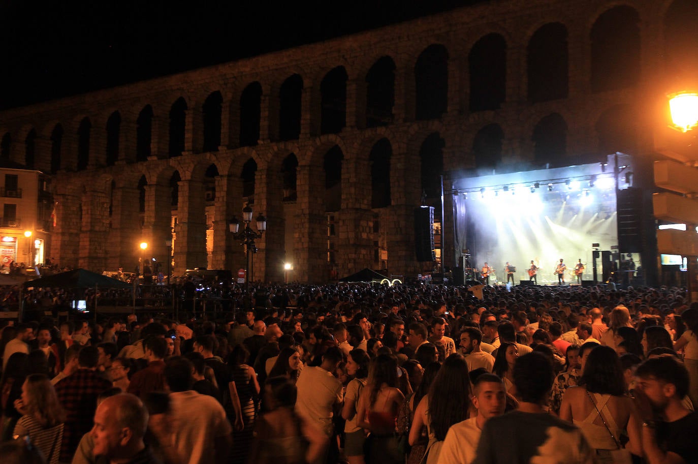 Primera noche de las Fiestas de Segovia (2)