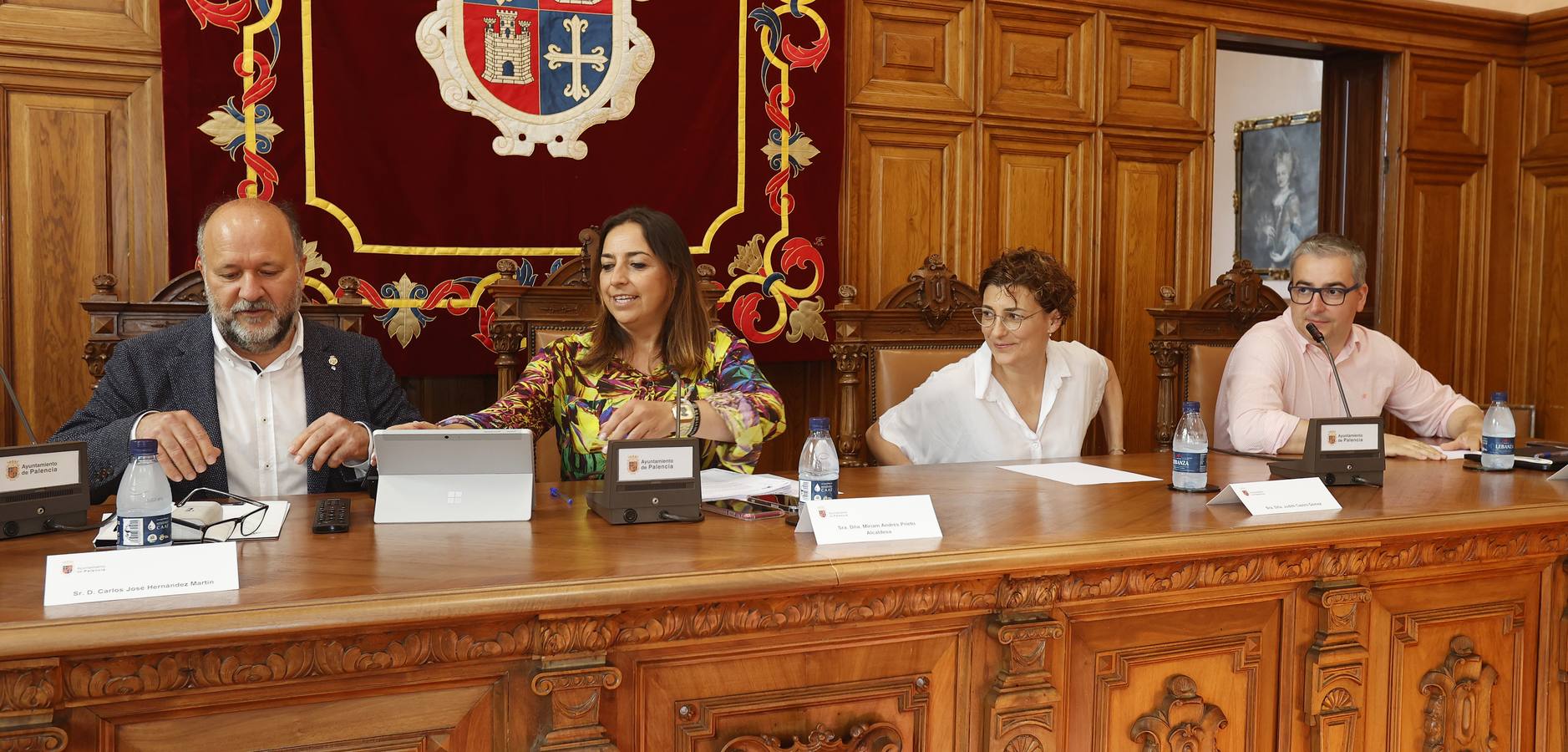 Primer pleno del Ayuntamiento de Palencia tras la constitución de la corporación municipal