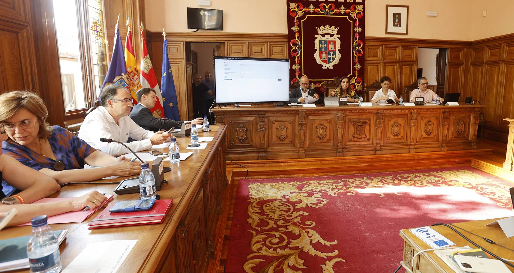 Primer pleno del Ayuntamiento de Palencia tras la constitución de la corporación municipal