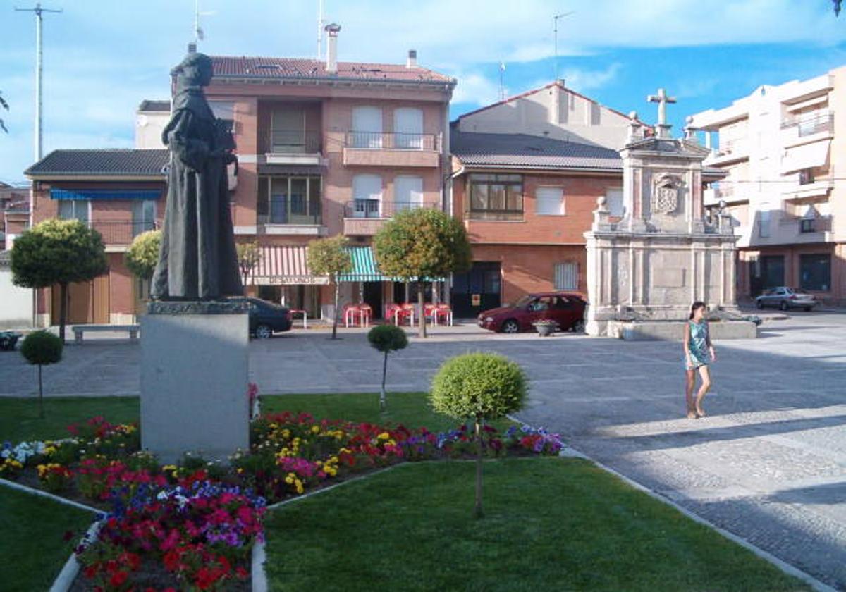 Plaza de Nava de la Asunción.