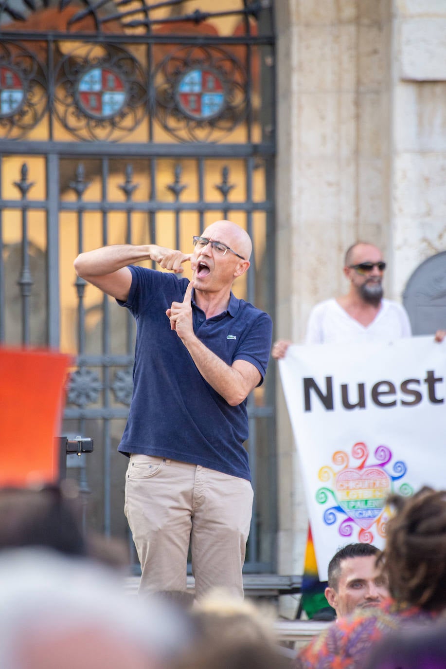 El Día del Orgullo tiñe de arcoíris las calles de Palencia